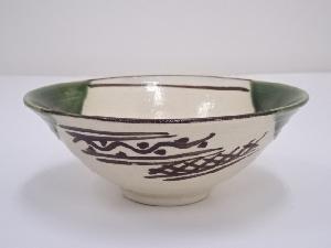 源水造　織部茶碗